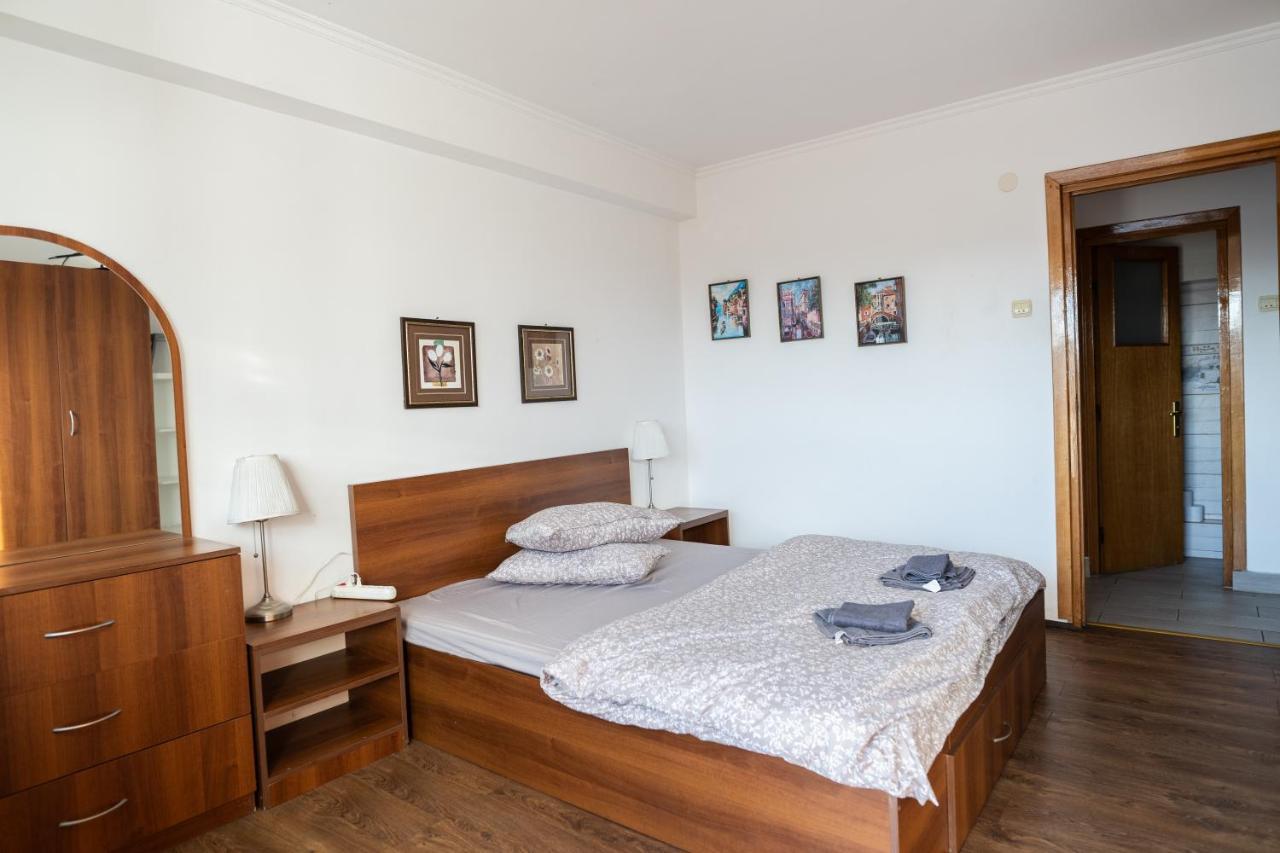 Old City-Downtown 3 Rooms By Chr Luxury Property Bucarest Esterno foto